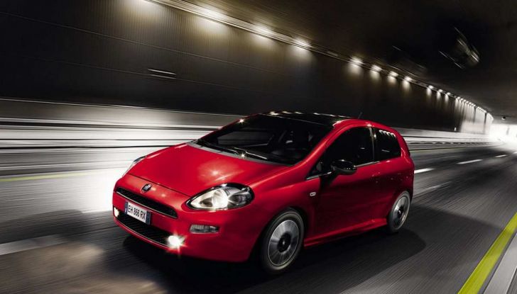 Fiat Punto esce di produzione dopo 25 anni di successi - Foto 7 di 12