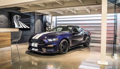 Ford Mustang Shelby GT350 2018, fascino da muscle car