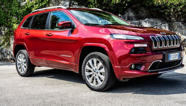 Test Drive Jeep Cherokee Overland, la prova del MultiJet da 200CV con 4×4 - Foto 15 di 27