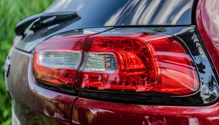 Test Drive Jeep Cherokee Overland, la prova del MultiJet da 200CV con 4×4 - Foto 8 di 27