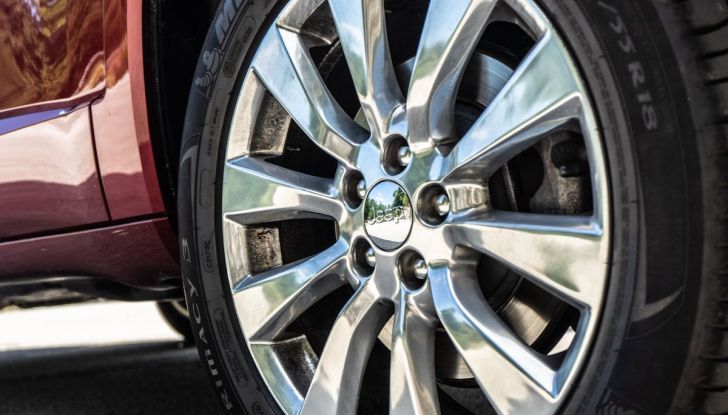 Test Drive Jeep Cherokee Overland, la prova del MultiJet da 200CV con 4×4 - Foto 7 di 27