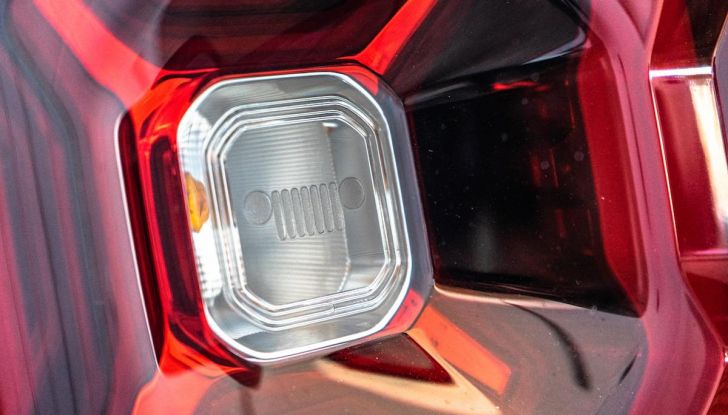 Prova completa Jeep Renegade 2019: Crossover dual su strada e in fuoristrada - Foto 11 di 24