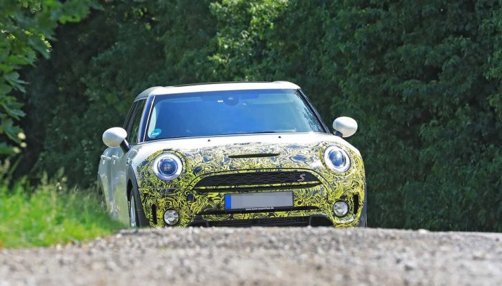 MINI Clubman, il facelift che introduce nuovi gruppi ottici - Foto 3 di 16