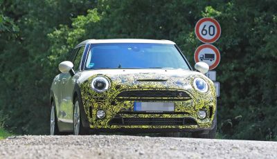 MINI Clubman, il facelift che introduce nuovi gruppi ottici