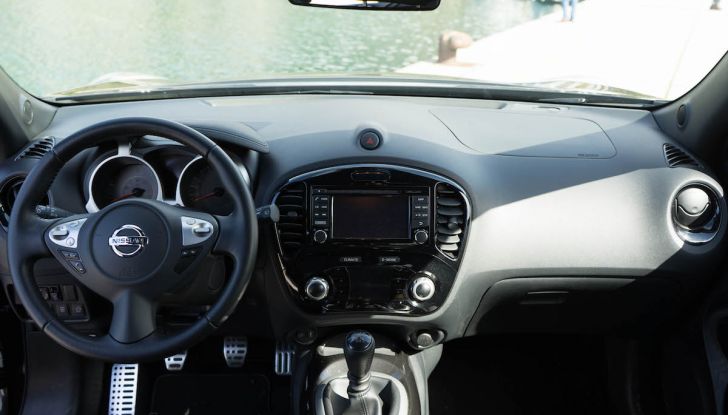 Prova Nissan Juke, Crossover Total Black con l’1.5 dCi da 110CV - Foto 17 di 37