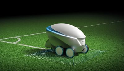 Nissan Pitch-R traccia i campi da calcio in 20 minuti