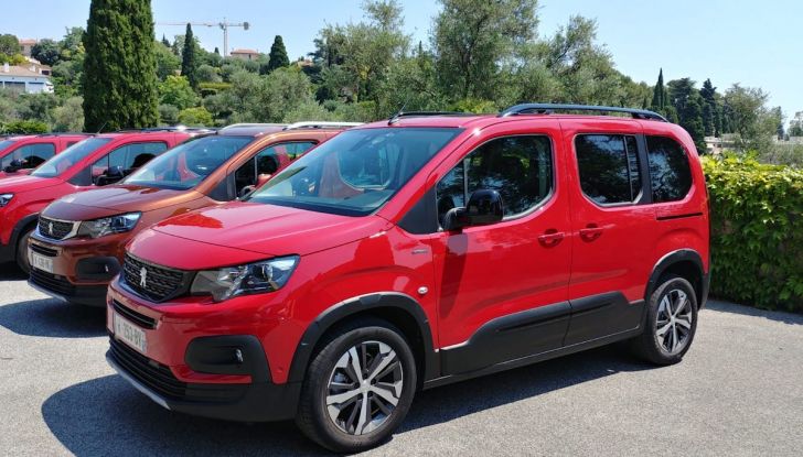 Prova nuovo Peugeot Rifter 2018: il multispazio pronto a tutto - Foto 1 di 22