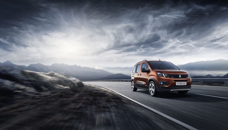 Prova nuovo Peugeot Rifter 2018: il multispazio pronto a tutto - Foto 5 di 22