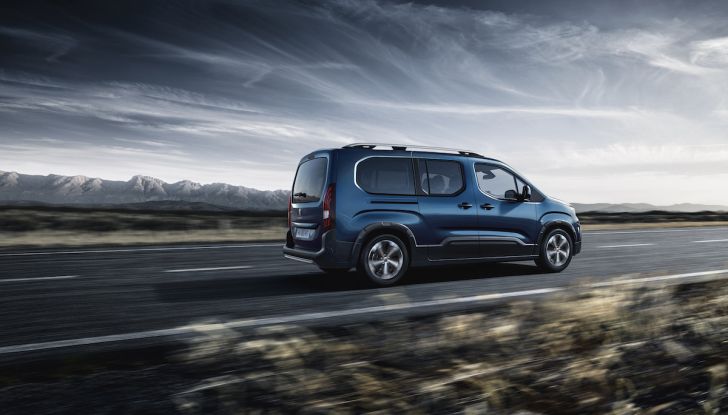 Prova nuovo Peugeot Rifter 2018: il multispazio pronto a tutto - Foto 9 di 22