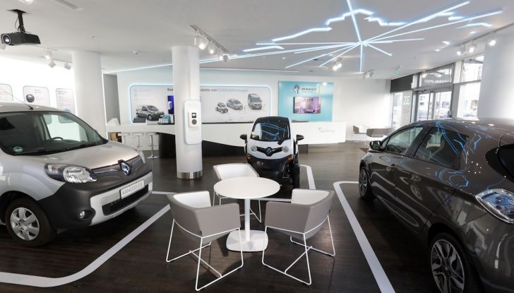Renault Electric Vehicle Experience Center al debutto a Berlino - Foto 18 di 18