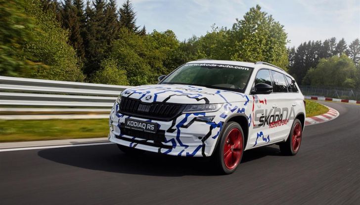 Skoda Kodiaq RS 2018: record al Nurburgring con Sabine Schmitz - Foto 2 di 4
