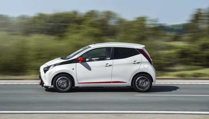 Nuova Toyota Aygo 2018, il lifting di mezza età - Foto 19 di 25