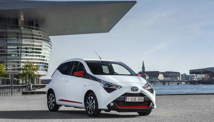 Nuova Toyota Aygo 2018, il lifting di mezza età - Foto 14 di 25