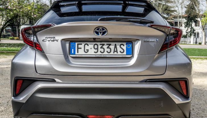 [VIDEO] Toyota C-HR 2018, La nostra prova dell’Hybrid SUV da 26Km/l - Foto 11 di 36