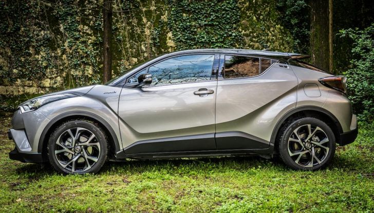 [VIDEO] Toyota C-HR 2018, La nostra prova dell’Hybrid SUV da 26Km/l - Foto 13 di 36