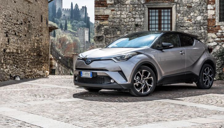 [VIDEO] Toyota C-HR 2018, La nostra prova dell’Hybrid SUV da 26Km/l - Foto 1 di 36