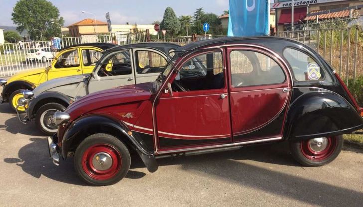 Citroen 2CV 70th Anniversary prova su strada e storia dell’auto - Foto 5 di 7