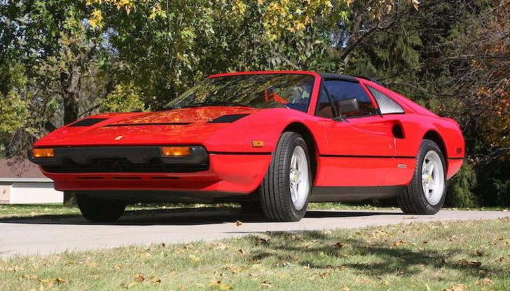 La Ferrari 308 GTS di Magnum P.I.: un’icona degli anni ’80 - Foto 3 di 10