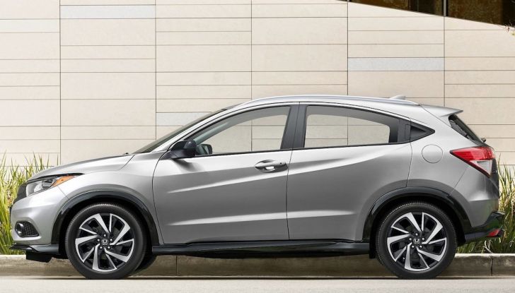 Nuova Honda HR-V 2019 Restyling: arrivano gli ADAS, addio al cambio manuale - Foto 4 di 5