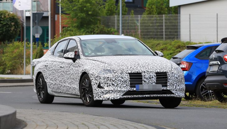 Nuova Hyundai i40 2020: berlina senza compromessi verso la guida autonoma - Foto 14 di 26