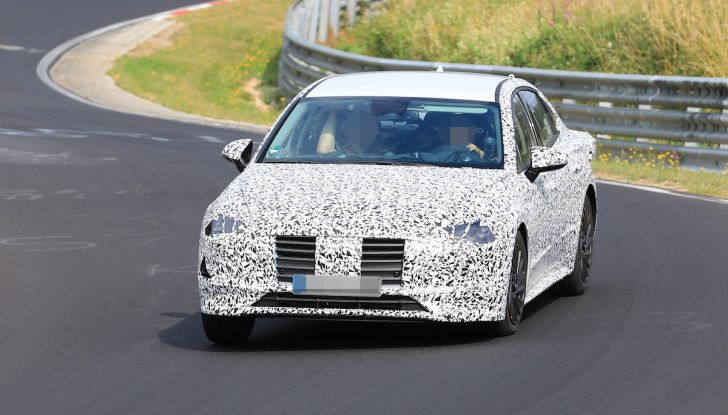 Nuova Hyundai i40 2020: berlina senza compromessi verso la guida autonoma - Foto 4 di 26