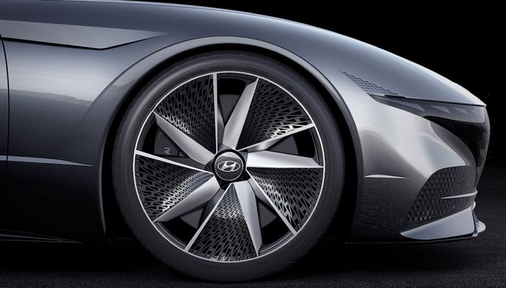 Nuova Hyundai i40 2020: berlina senza compromessi verso la guida autonoma - Foto 23 di 26