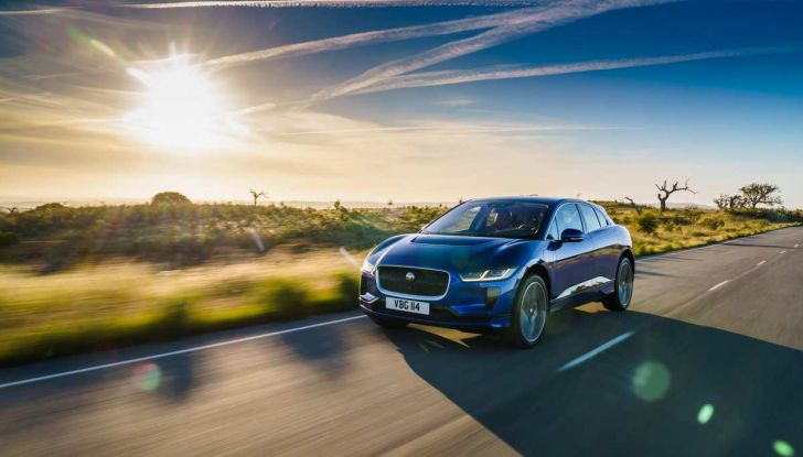 Jaguar I-Pace è Auto dell’Anno 2019 - Foto 9 di 25