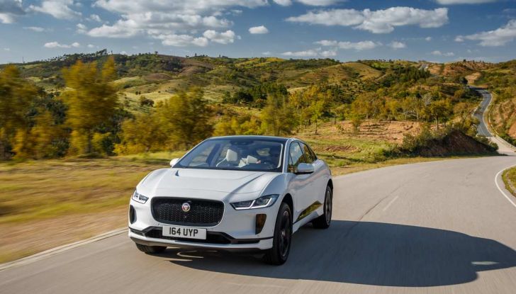 Jaguar I-PACE prova su strada, prestazioni, autonomia e ricarica - Foto 23 di 29