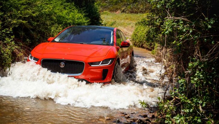 Jaguar I-Pace è Auto dell’Anno 2019 - Foto 15 di 25