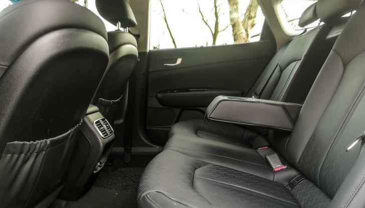 Kia Optima SW Plug-In Hybrid prova su strada, consumi e prestazioni - Foto 17 di 54