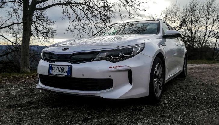 Kia Optima SW Plug-In Hybrid prova su strada, consumi e prestazioni - Foto 1 di 54