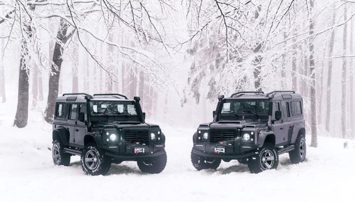 Land Rover Defender Ares, il V8 da 212.000 Euro arriva da Modena - Foto 3 di 9