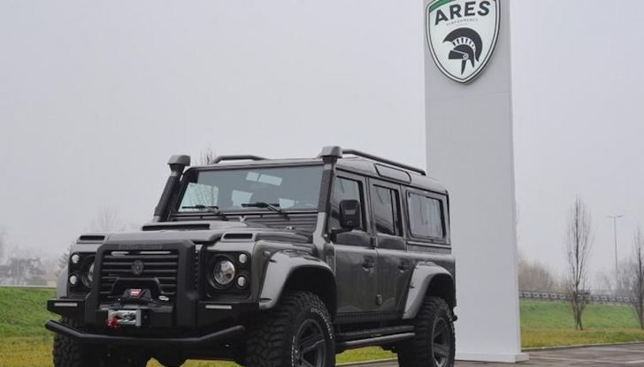 Land Rover Defender Ares, il V8 da 212.000 Euro arriva da Modena - Foto 5 di 9