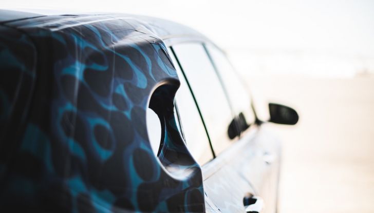Mercedes EQC, prezzi e allestimenti del SUV elettrico - Foto 44 di 59