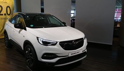 Opel Grandland X prezzi, allestimenti e prova su strada