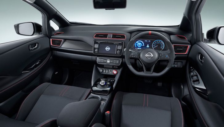 Nissan Leaf Nismo 2018: la prima Hot Hatch 100% elettrica - Foto 6 di 8