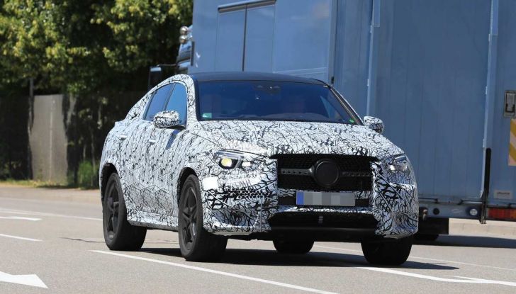 Nuova Mercedes GLE Coupè, test su strada della nuova generazione - Foto 16 di 19