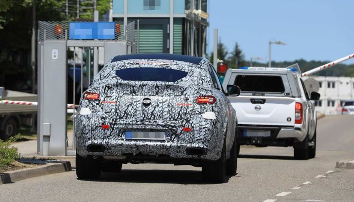 Nuova Mercedes GLE Coupè, test su strada della nuova generazione - Foto 6 di 19