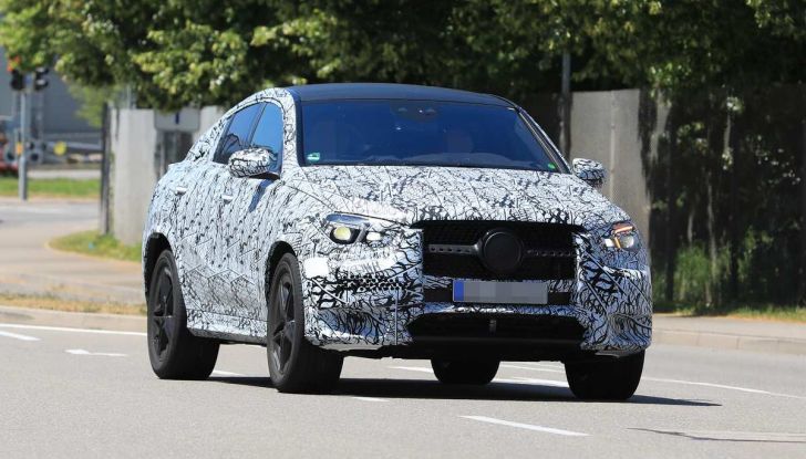 Nuova Mercedes GLE Coupè, test su strada della nuova generazione - Foto 3 di 19