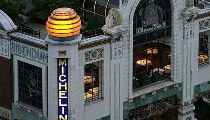 Omino Michelin, compie 120 anni l’icona degli pneumatici - Foto 7 di 9