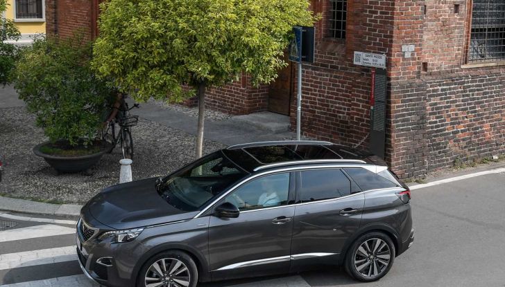 Peugeot 3008 con nuovo cambio EAT8 provata su strada - Foto 8 di 30