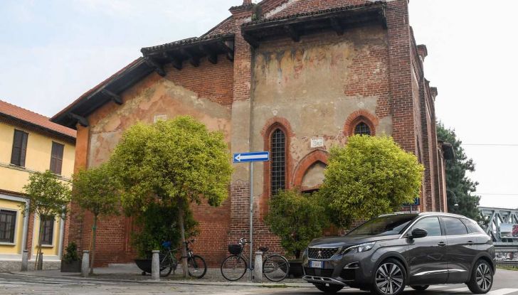 Peugeot 3008 con nuovo cambio EAT8 provata su strada - Foto 26 di 30