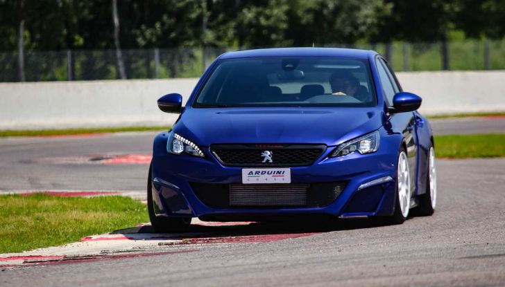 Peugeot 308 GTi Arduini Corse, bolide da 302 CV - Foto 2 di 12