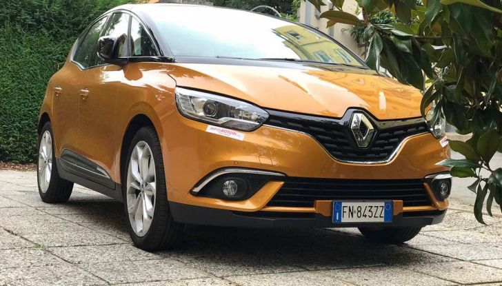 Renault Scénic 1.6 dCi da 131 CV prova su strada ed equipaggiamenti - Foto 6 di 11