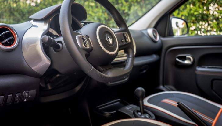 Prova su strada Renault Twingo GT: il TCe da 110CV con trazione posteriore - Foto 25 di 34
