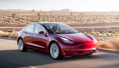 Tesla: Model S e Model X scontate del 30%, Model 3 a 35.000$