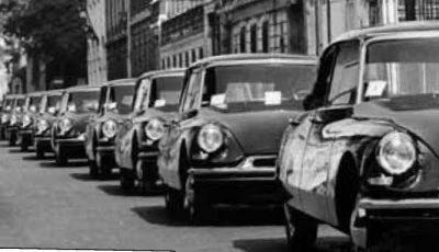 Le prime DS: dal nero dominante alla personalizzazione estrema