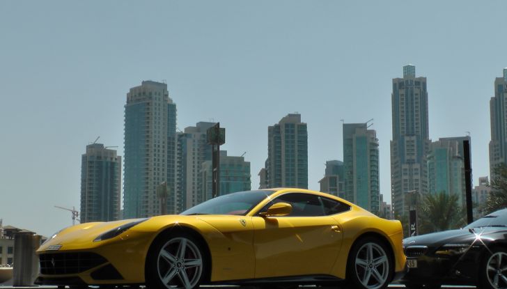 Dubai, noleggia una Lamborghini Huracán e prende 40 mila euro di multa in 3 ore - Foto 3 di 17