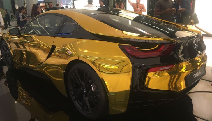 Dubai, noleggia una Lamborghini Huracán e prende 40 mila euro di multa in 3 ore - Foto 10 di 17