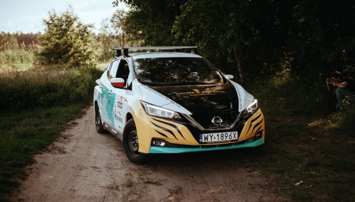 Nissan Leaf: 16.000Km in un viaggio dalla Polonia al Giappone con Marek Kaminski - Foto 1 di 6